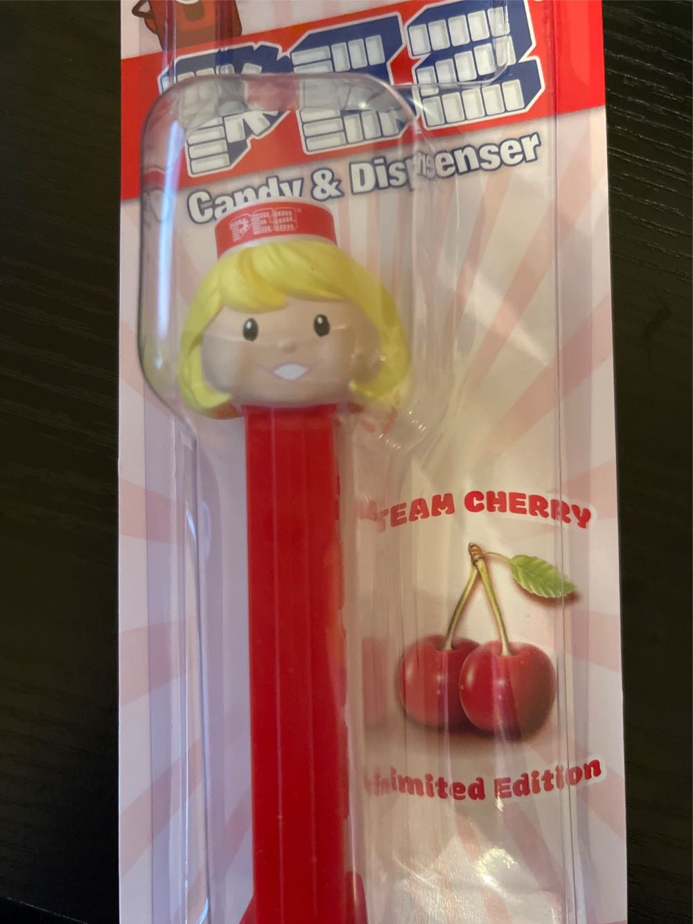 Cherry Girl - Presenter Girl pez collectible [Barcode 073621156784] - Main Image 2