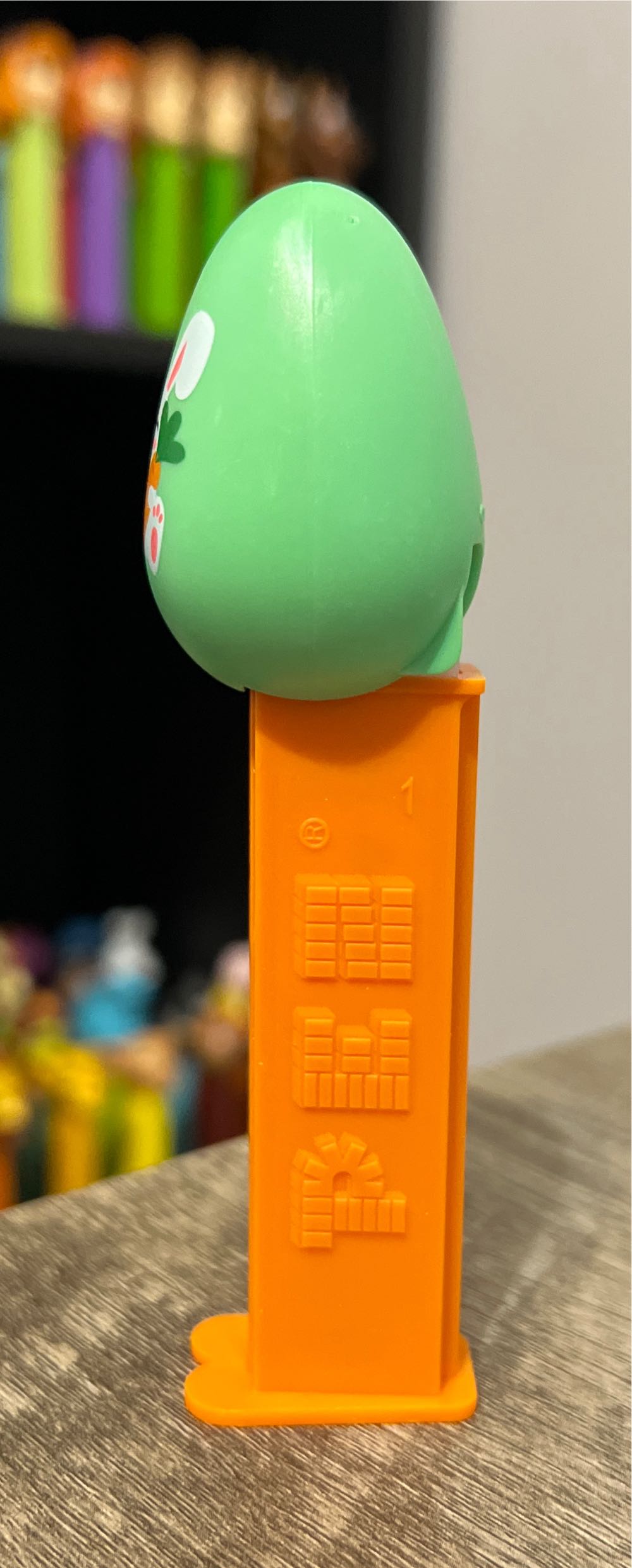 Egg (2024) - Easter pez collectible - Main Image 4