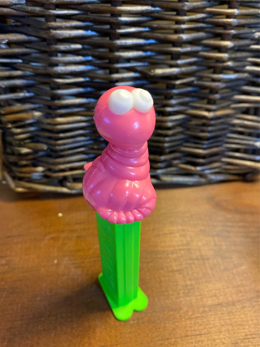 Test Pez - Clumsy Worm  pez collectible - Main Image 2