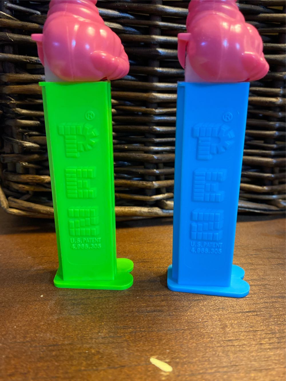 Test Pez - Clumsy Worm  pez collectible - Main Image 3