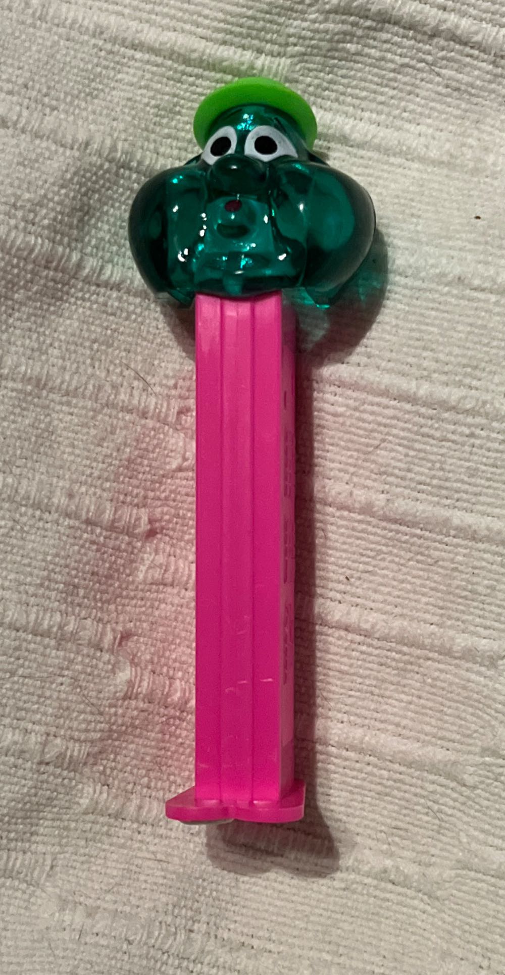 Hello Kitty With Pink Now Holding A Heart Crystal