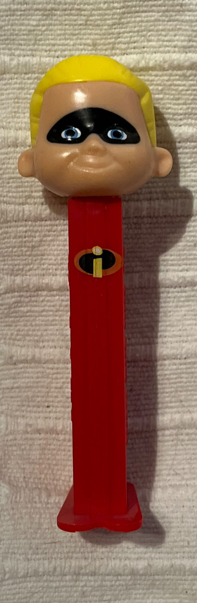 ‘Pez Makes You Smile’ Tin