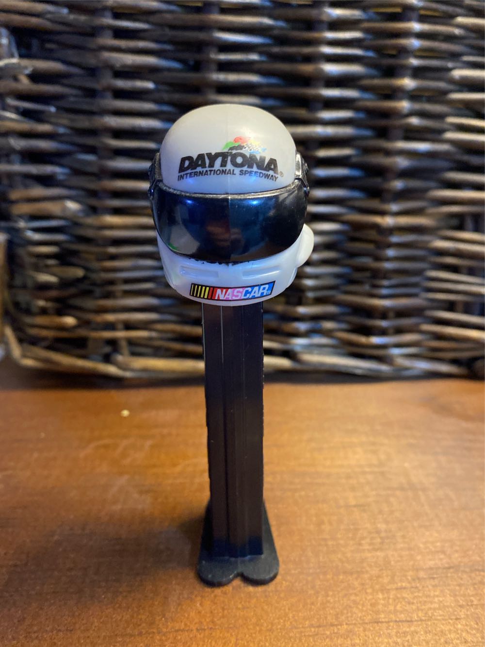 Nascar Helmet - Daytona International Speedway - Nascar pez collectible - Main Image 2