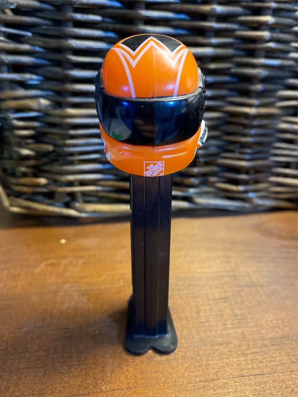 Nascar Helmet - #20 Joey Logano - Nascar pez collectible - Main Image 2