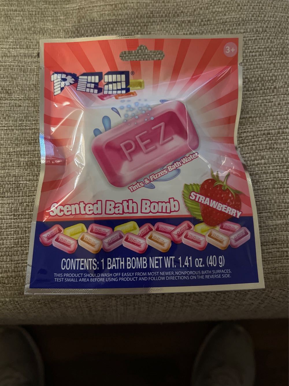 Scented Bath Bomb - Merchandise pez collectible [Barcode 889628183889] - Main Image 2