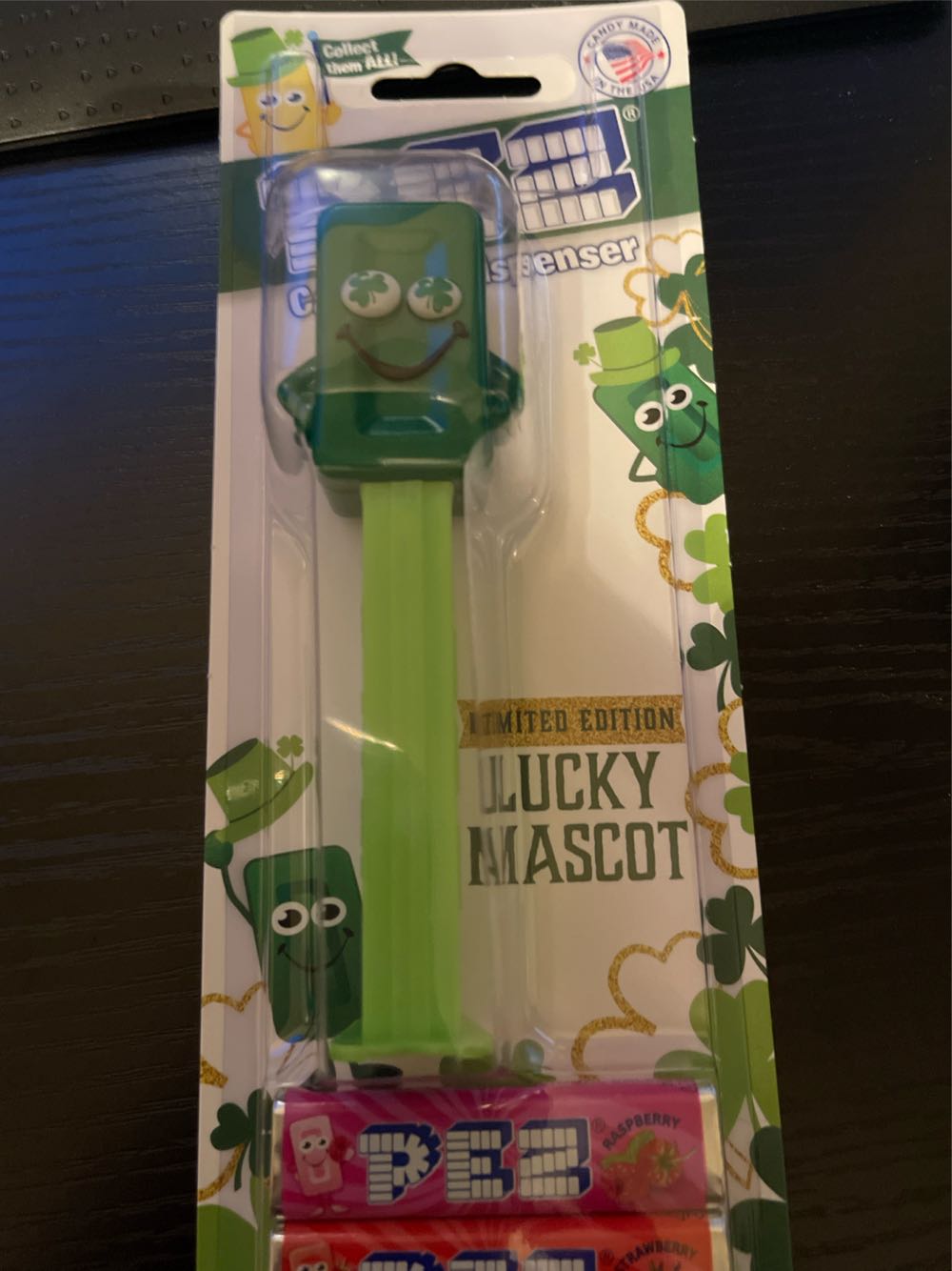 Mascot - Green - Lucky - St Patrick’s Day - St. Patrick’s Day pez collectible [Barcode 073621936492] - Main Image 2