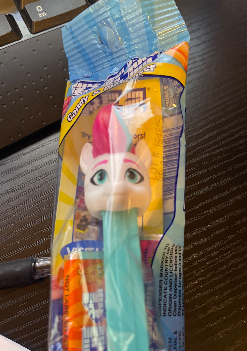 My Little Pony - Zipp - My Little Pony pez collectible [Barcode 073621090026] - Main Image 2