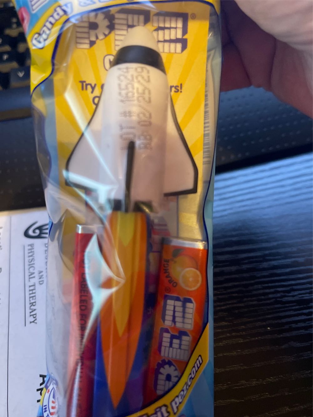 Space Shuttle - Space Mission pez collectible [Barcode 073621004351] - Main Image 3