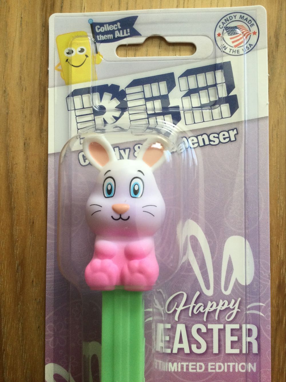 Easter - Bunny H Ombre - Limited Edition pez collectible [Barcode 073621936508] - Main Image 2