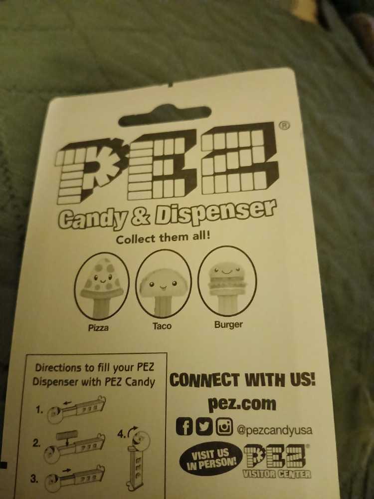 Treats - Pepperoni Pizza - Pez Treats pez collectible [Barcode 073621097179] - Main Image 2