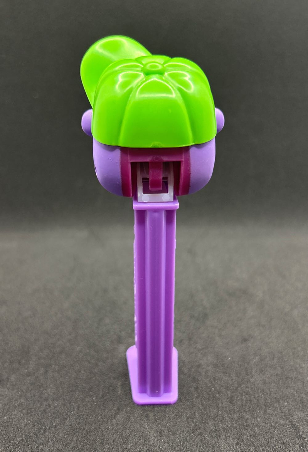 Funko POP! Hanna Barbera - Grape Ape - Hanna Barbera pez collectible [Barcode 889698322966] - Main Image 2