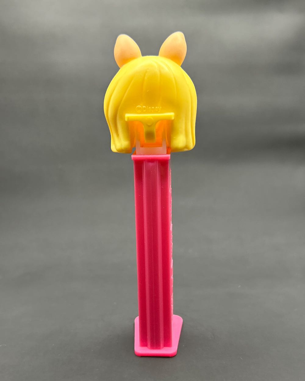 Muppets - Miss Piggy - Muppets pez collectible - Main Image 2