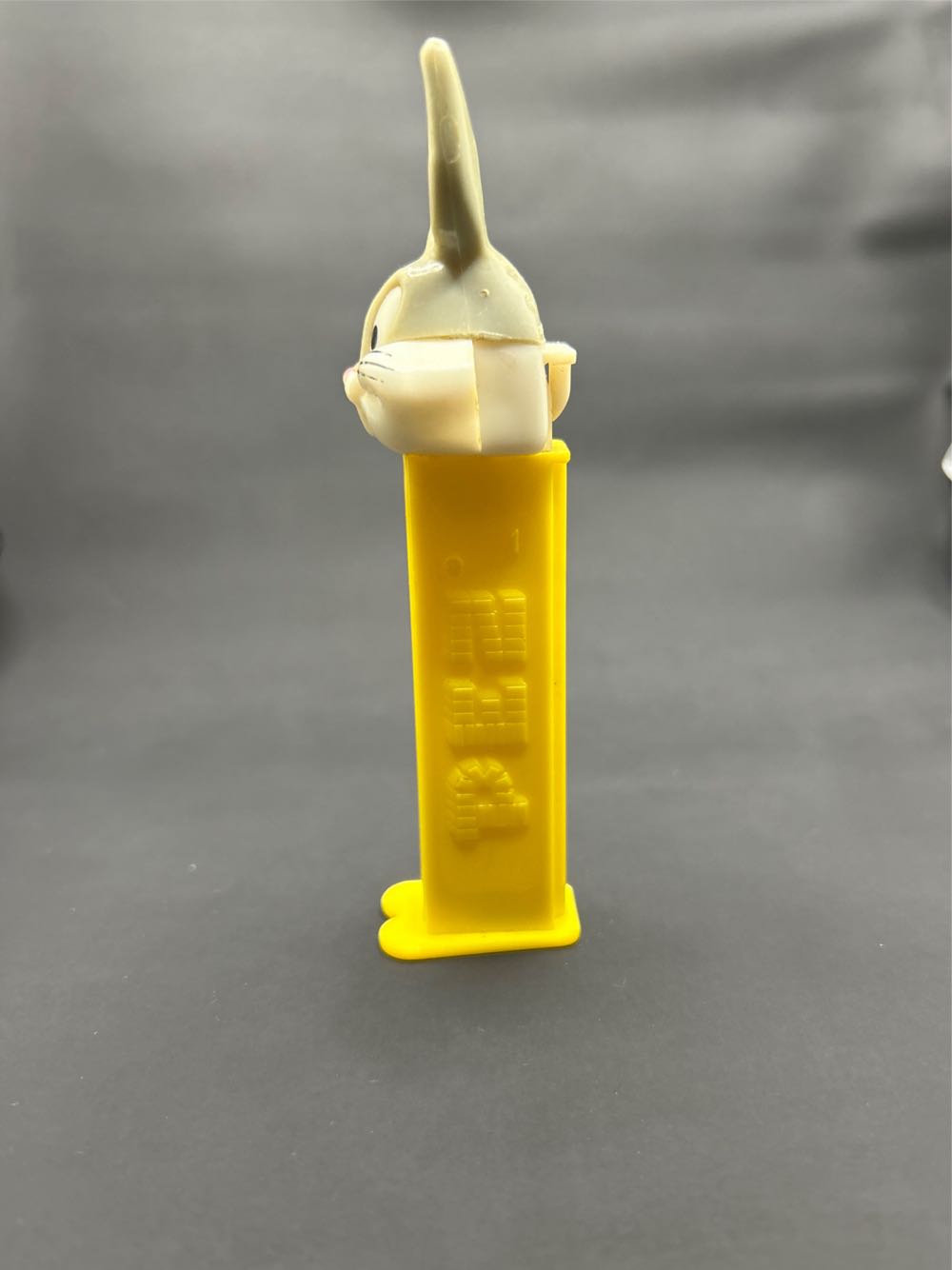 Looney Tunes - Bugs Bunny - Looney Toons pez collectible - Main Image 3