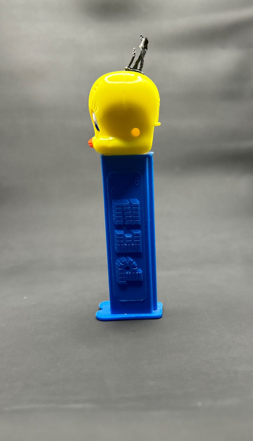 Looney Tunes - Tweety Bird - Looney Toons pez collectible - Main Image 3