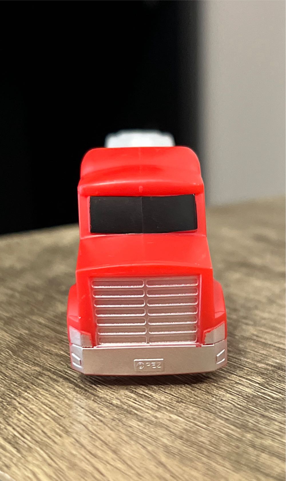 Target (Bullseye) Spot The Dog Truck - Promotional Trucks pez collectible - Main Image 3