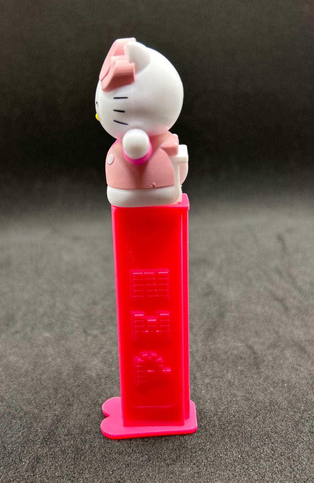 Hello Kitty - Pink Bow - Hello Kitty pez collectible [Barcode 073621091504] - Main Image 3
