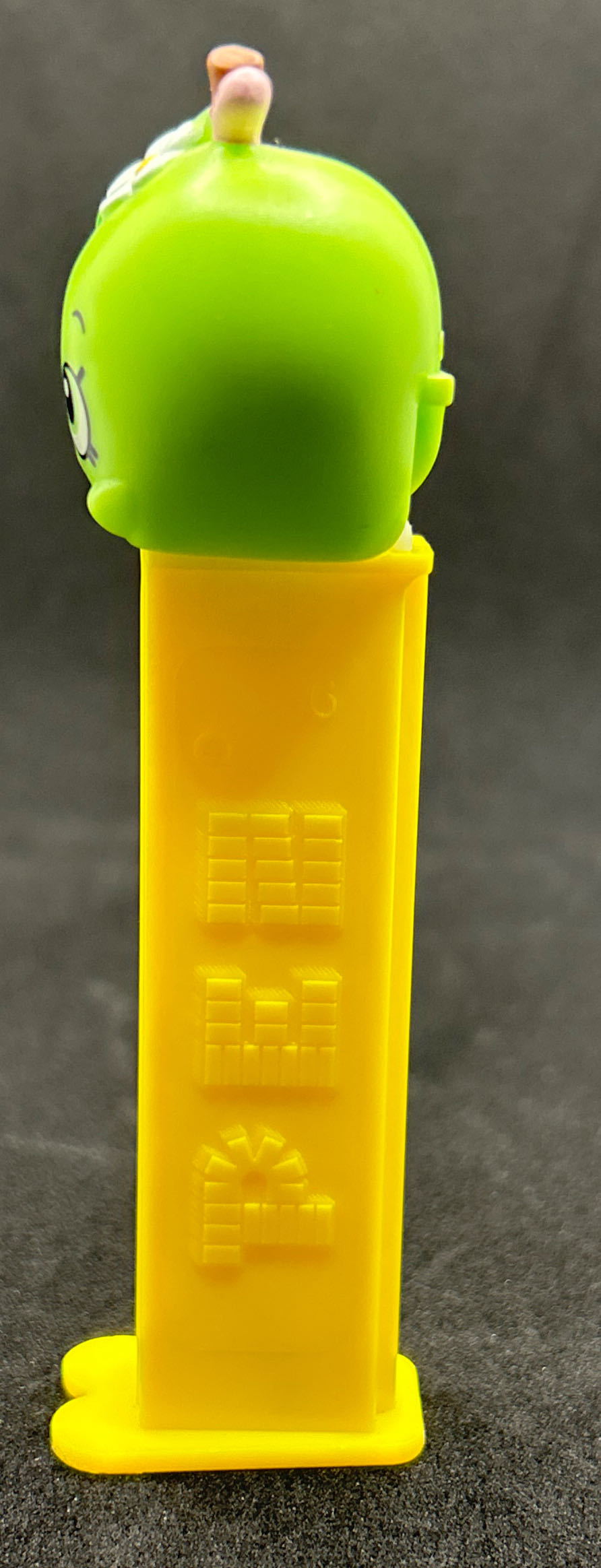 Apple Blossom - Shopkins pez collectible - Main Image 3