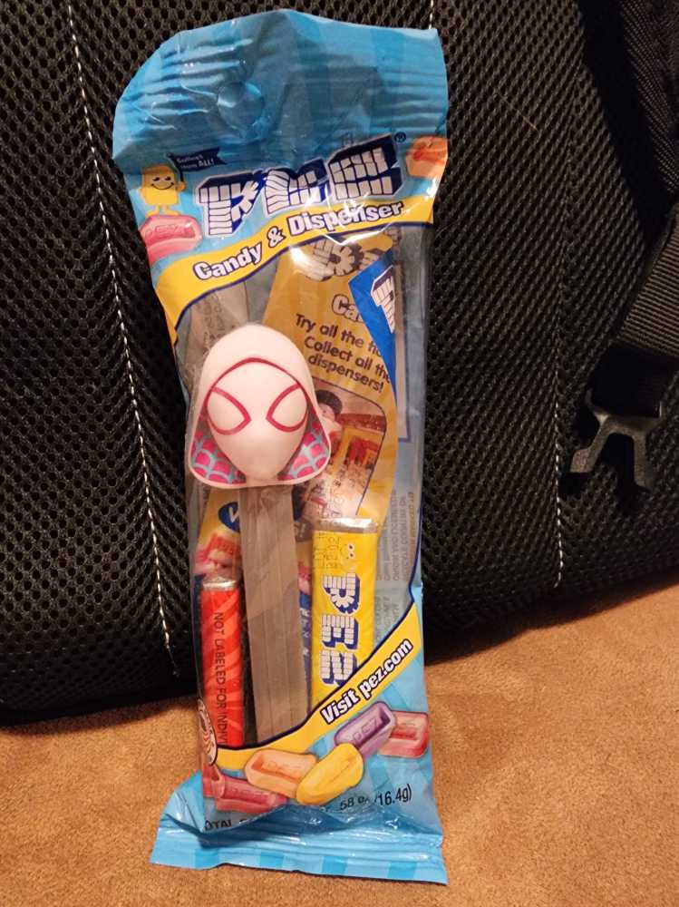 Spider-Gwen - Marvel - Marvel pez collectible - Main Image 2