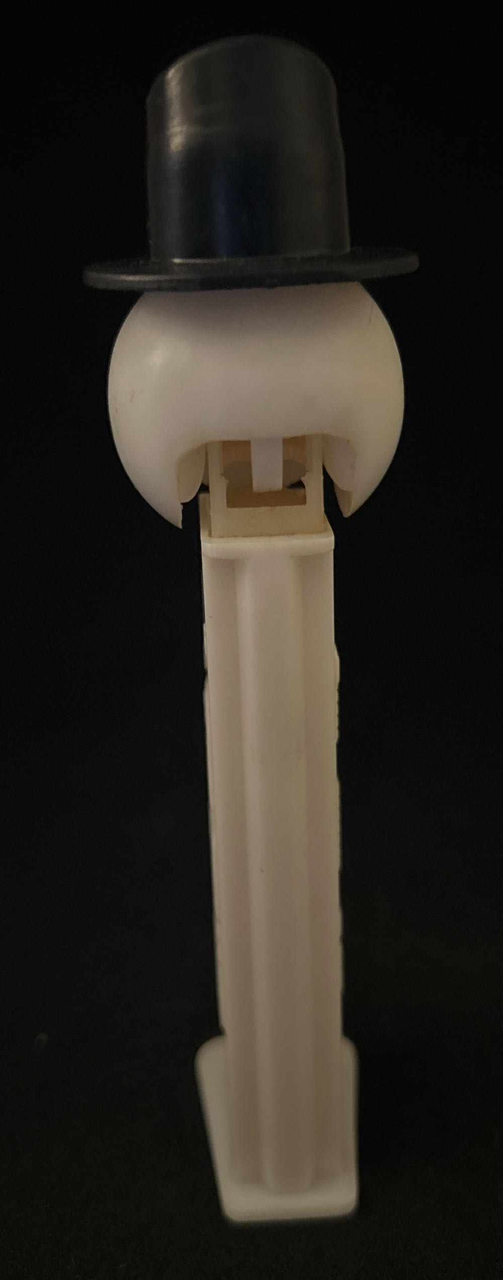 Snowman B - Christmas pez collectible - Main Image 2