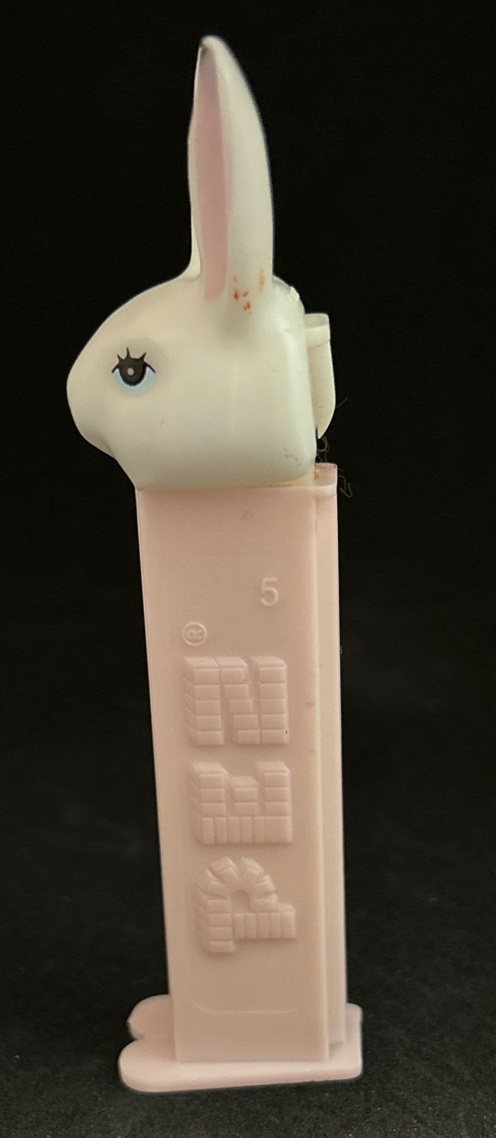 Eater - Bunny D - Seasonal pez collectible - Main Image 3