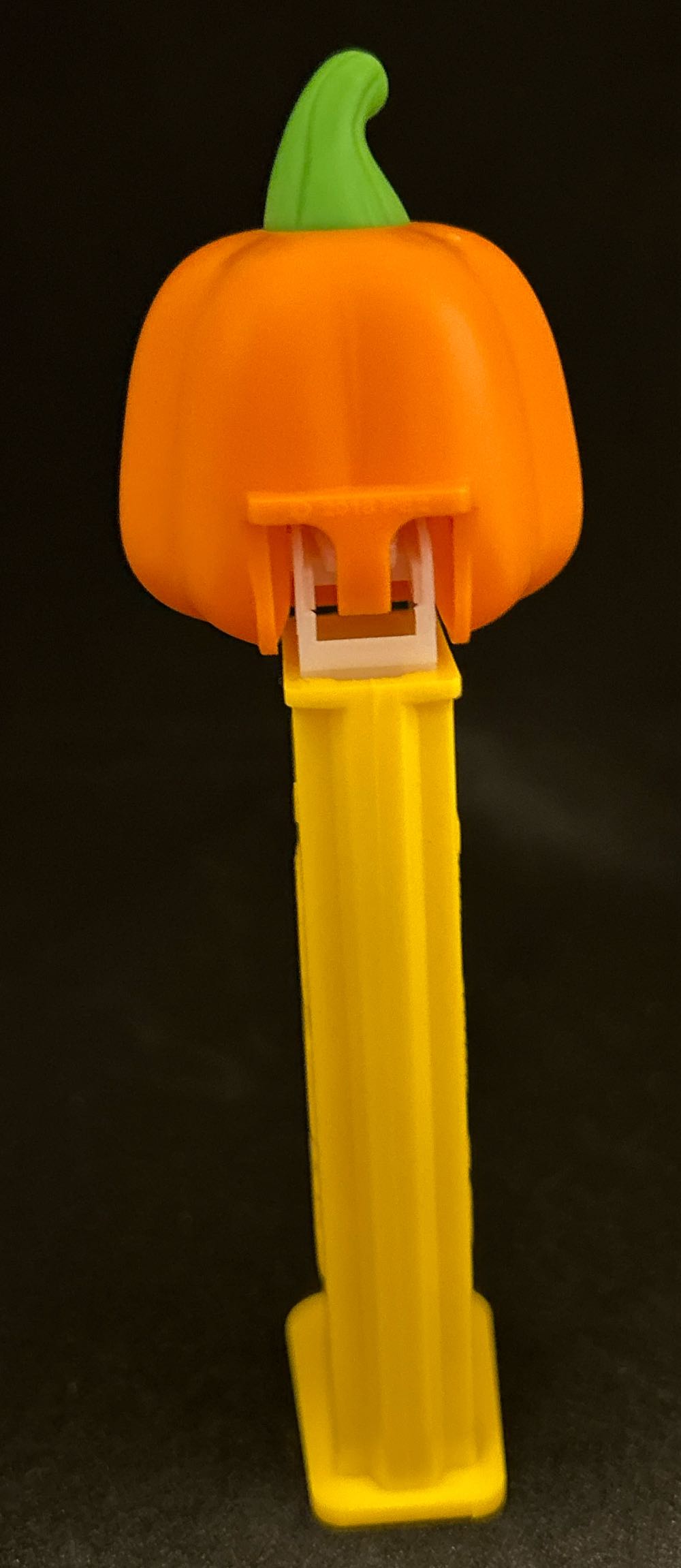 Halloween - Jack O Lantern - Seasonal pez collectible - Main Image 2