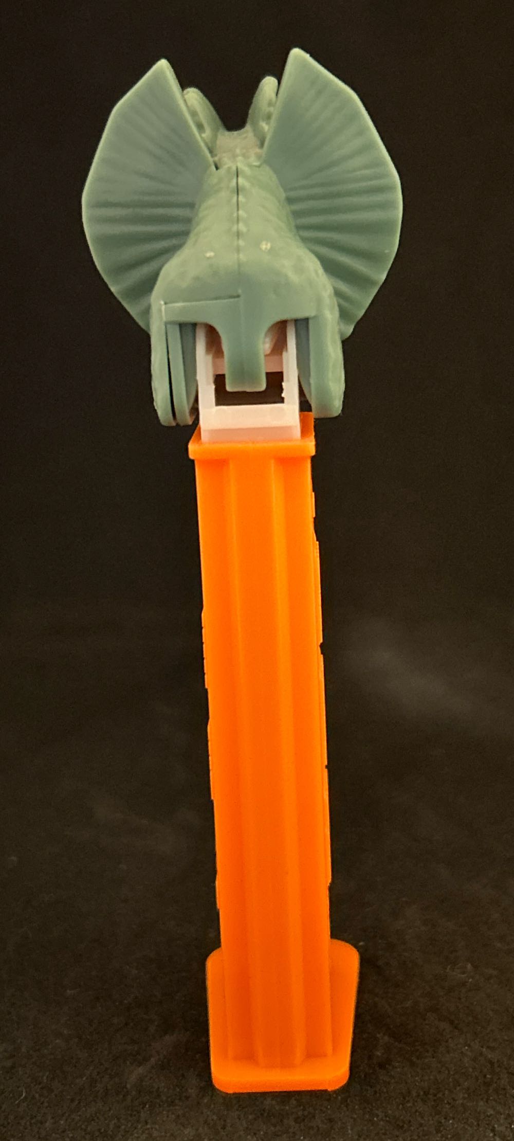 Jurassic World: Dilophosaurus  pez collectible - Main Image 2