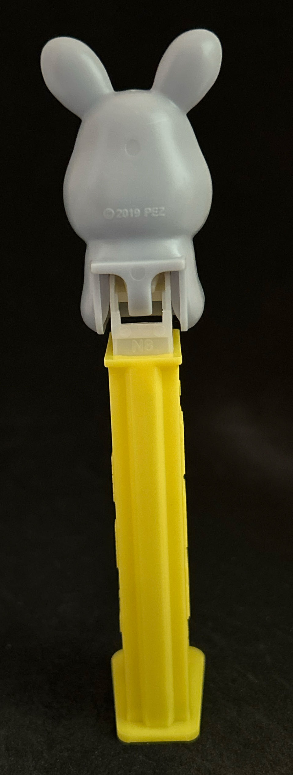 Easter - Bunny - Seasonal pez collectible - Main Image 2