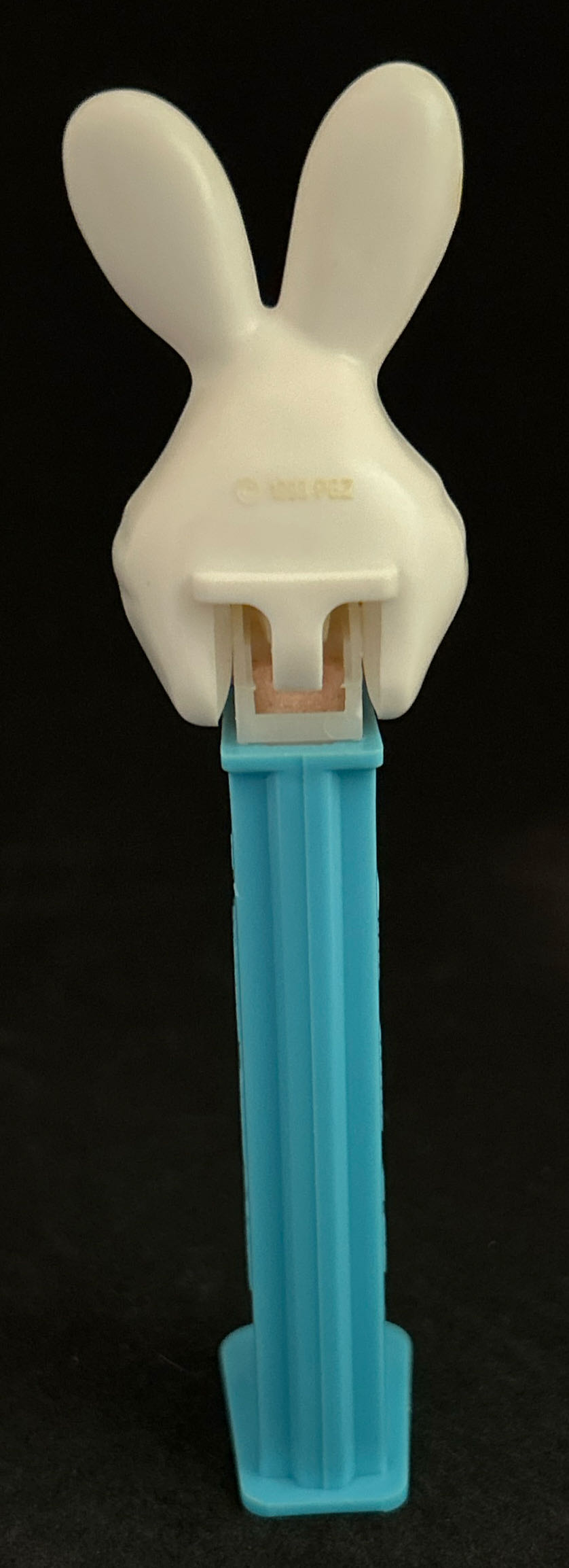 Easter - White Bunny - Seasonal pez collectible - Main Image 2