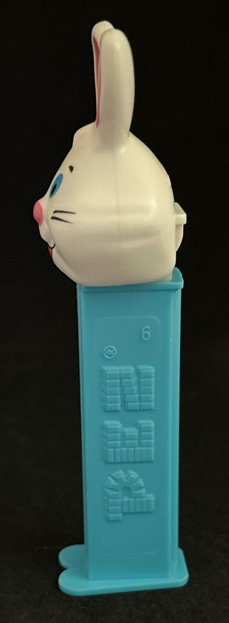 Easter - White Bunny - Seasonal pez collectible - Main Image 3