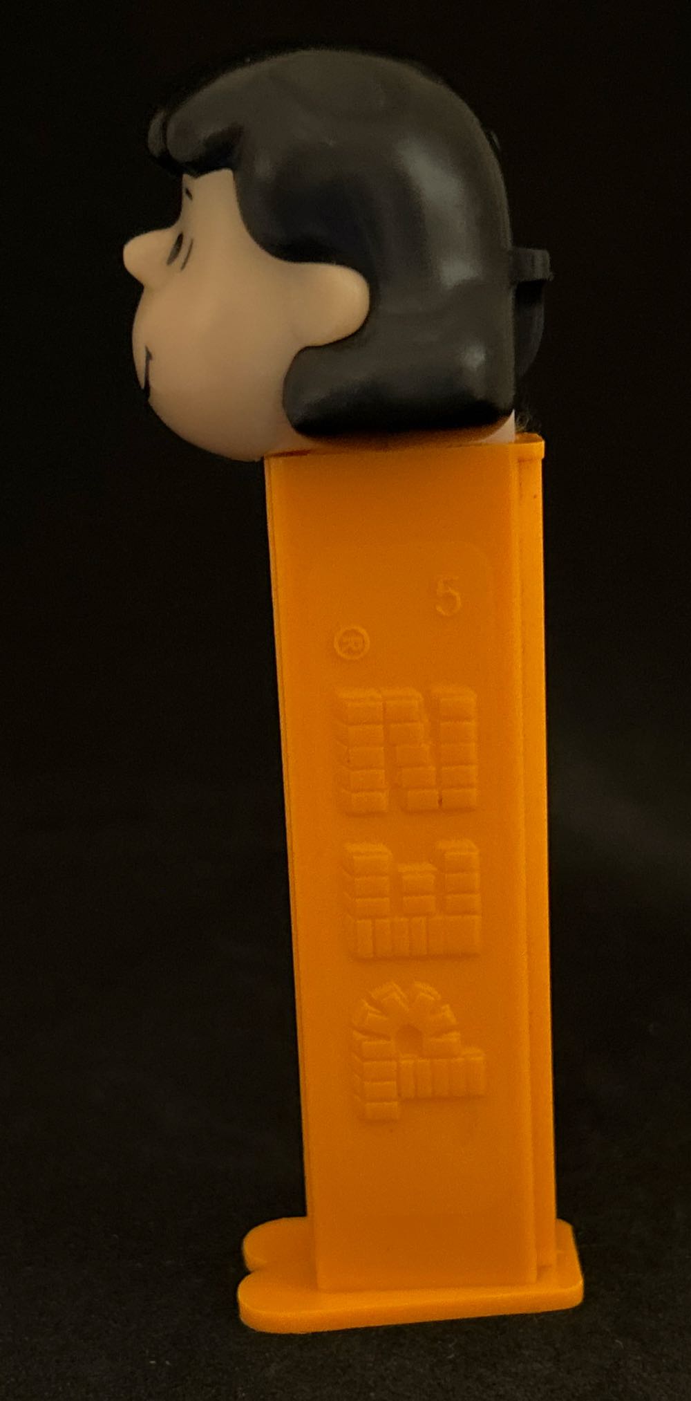 Peanuts - Lucy B - Peanuts PEZ pez collectible - Main Image 3