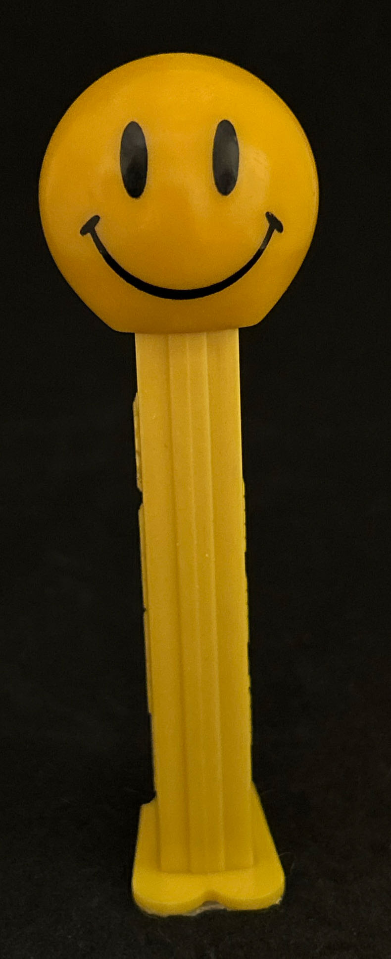 Truck R3 - Red Cab/Blue Body