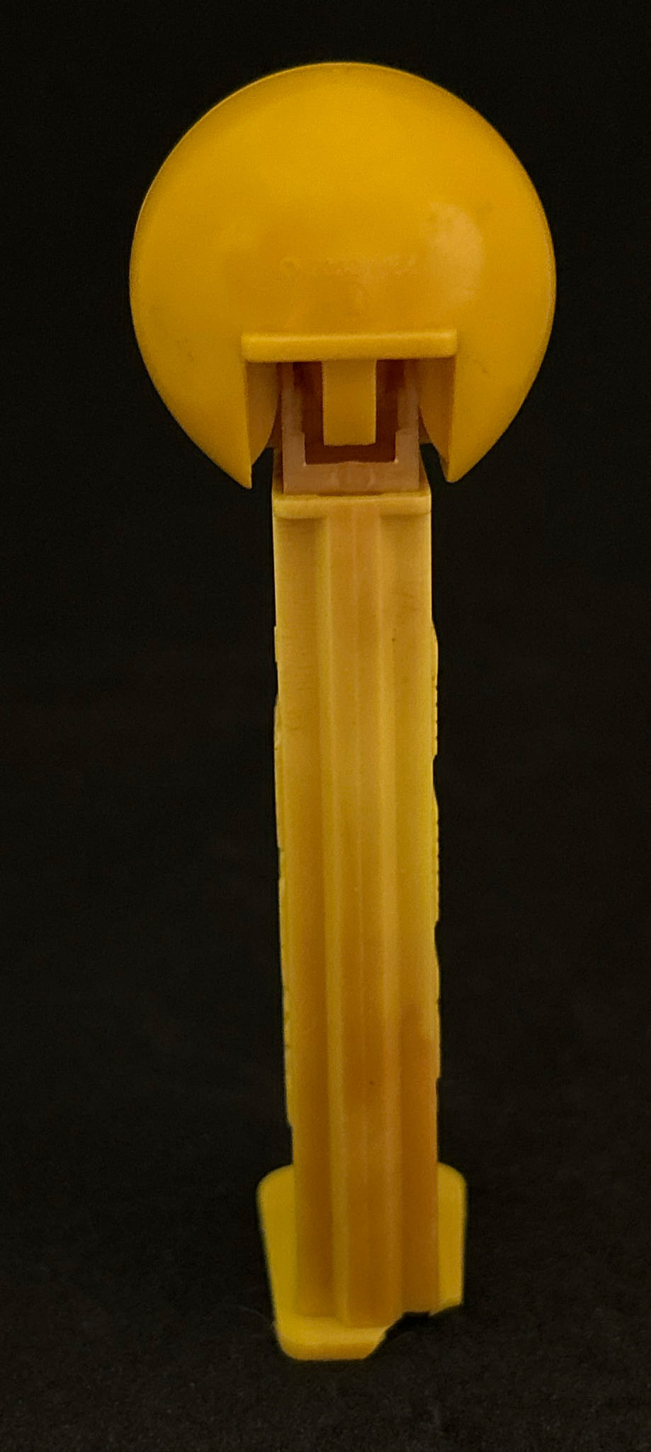 Funky Faces - Smiley - Yellow - Emojis pez collectible - Main Image 2