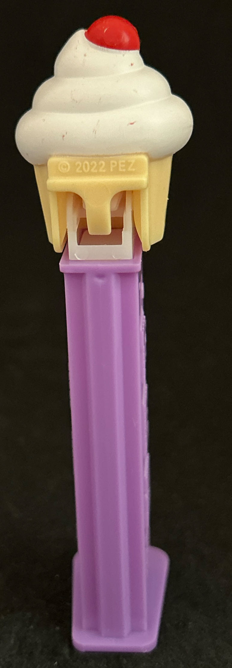 PEZ Treats - Cupcake - Food pez collectible - Main Image 2