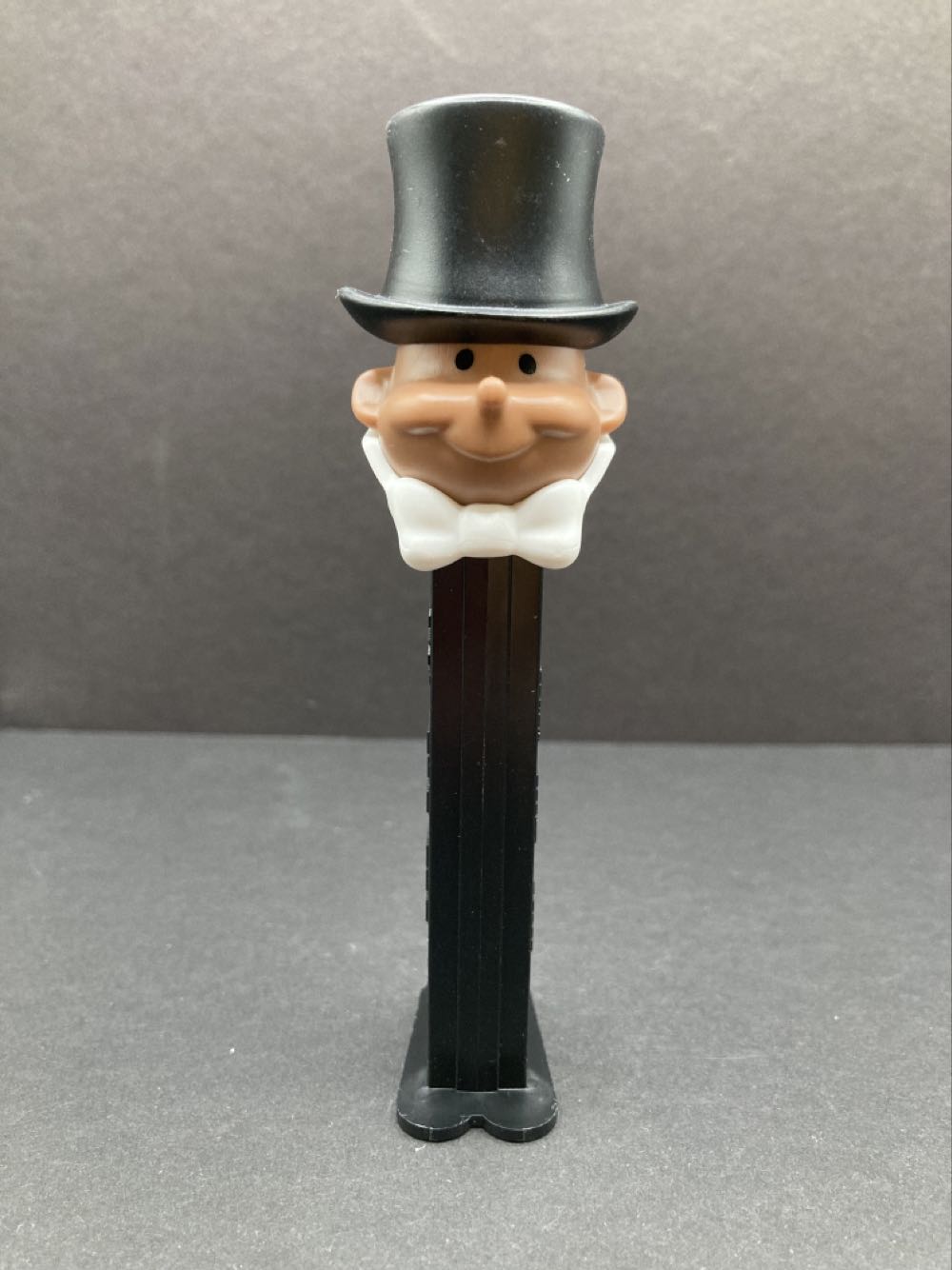 Giant - Snoopy Charlie Brown With TB Cap