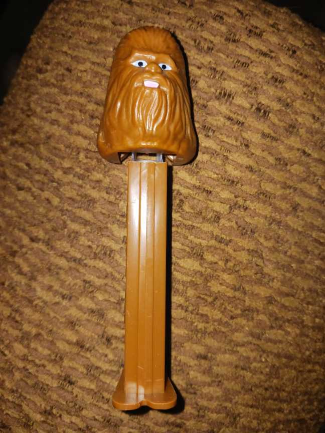 Star Wars Chewbacca Pez 1997 - Star Wars pez collectible - Main Image 4