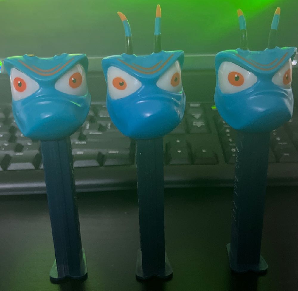 Bugz - Beetle - Bugz pez collectible - Main Image 2