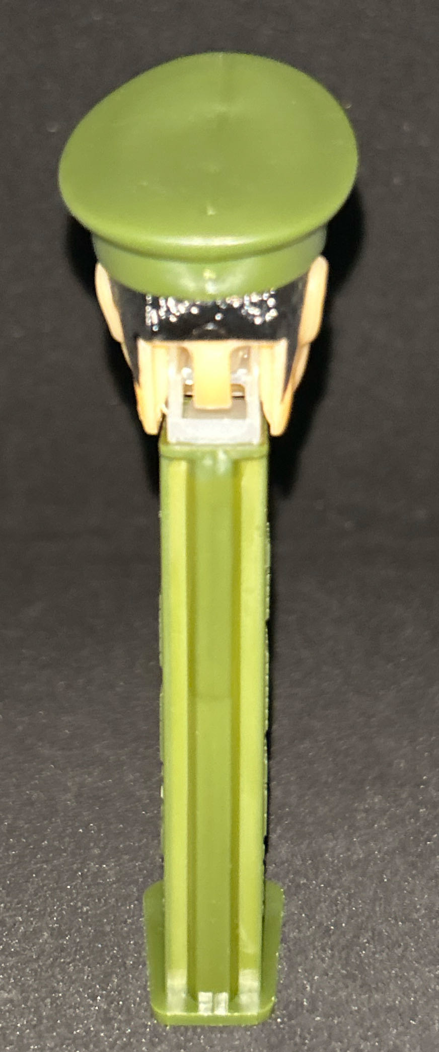 Elvis Presley Gift Tin - Private Presley - Personality pez collectible [Barcode 073621009141] - Main Image 2