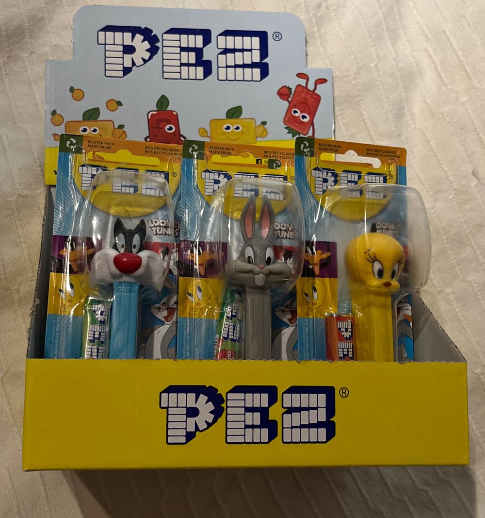 Full Box - Looney Tunes - Looney Tunes pez collectible - Main Image 2