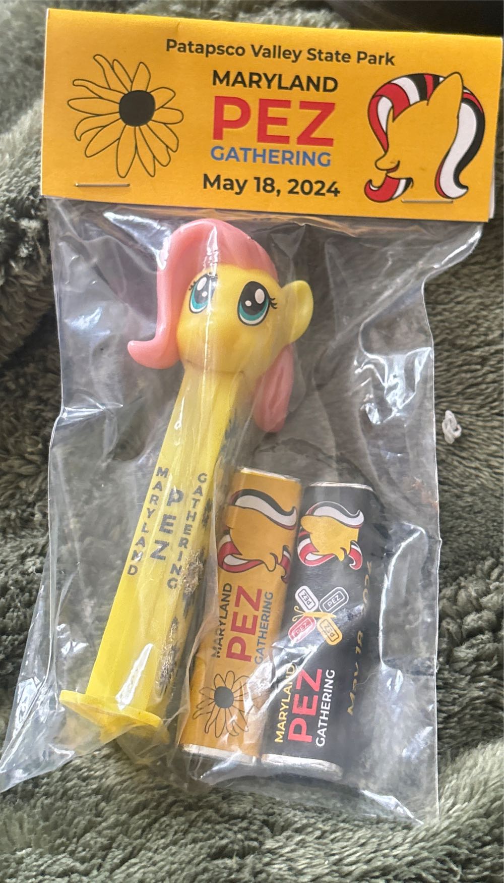 Hello Kitty - Badtz-Maru