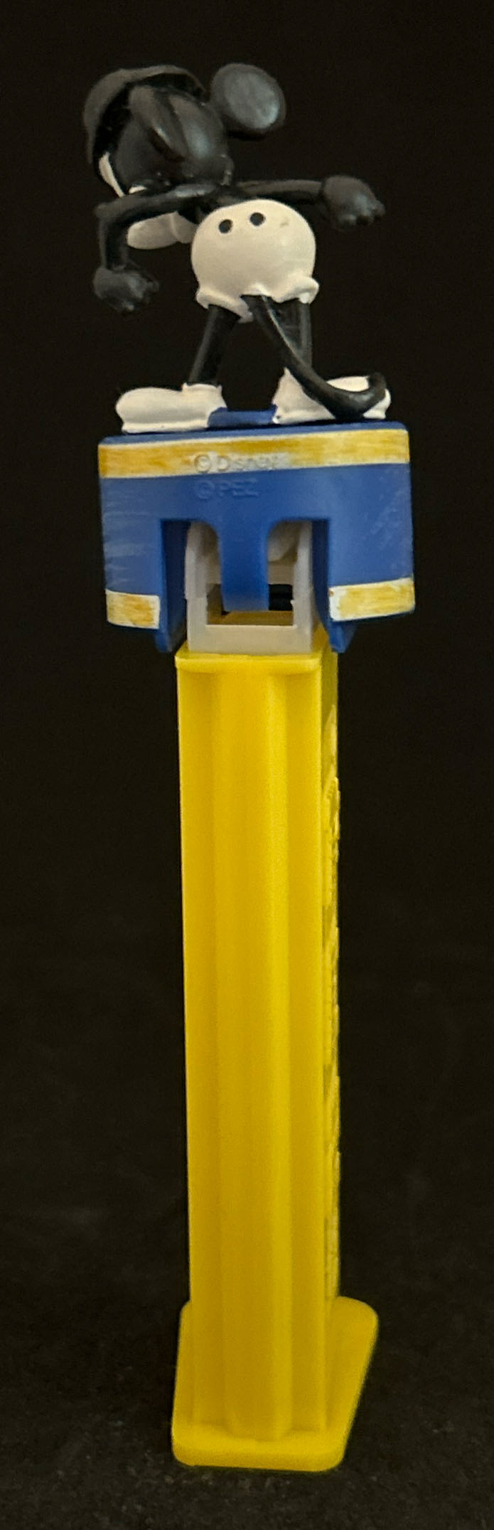 Disney - Steam Boat Willy 80th Anniversary - Cartoons pez collectible [Barcode 073621009103] - Main Image 2