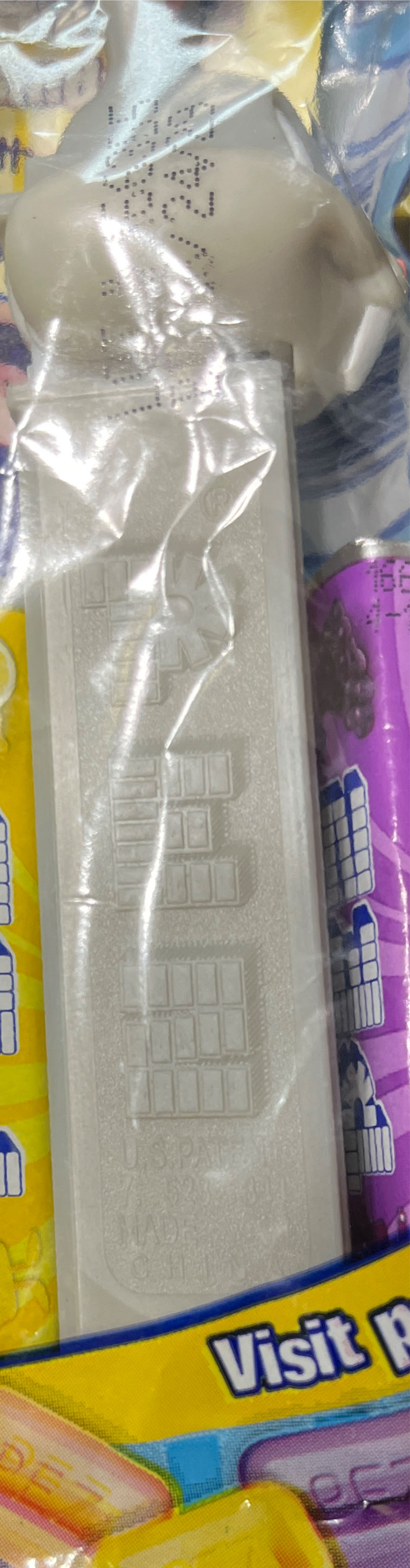 Looney Tunes - Bugs Bunny - Looney Tunes pez collectible - Main Image 2