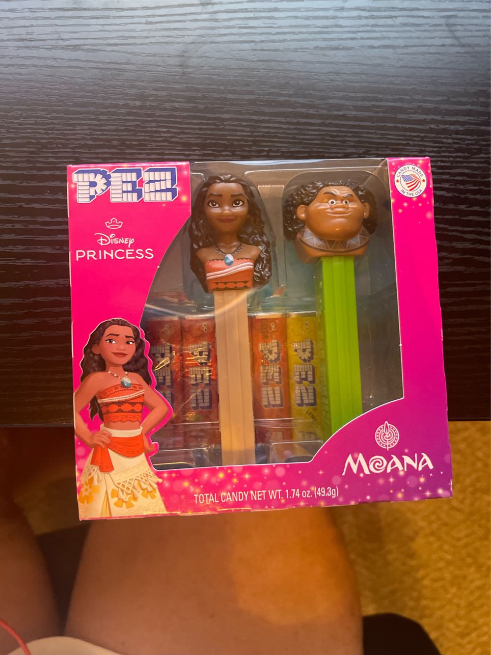 Disney Princesses Moana Moana Maui 2024 - Gift Box pez collectible [Barcode 073621012622] - Main Image 3