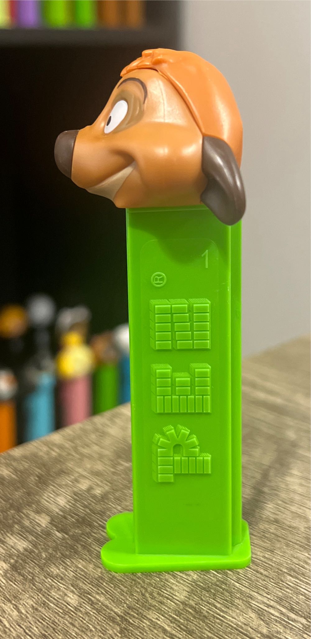Timon B - Lion King pez collectible - Main Image 4