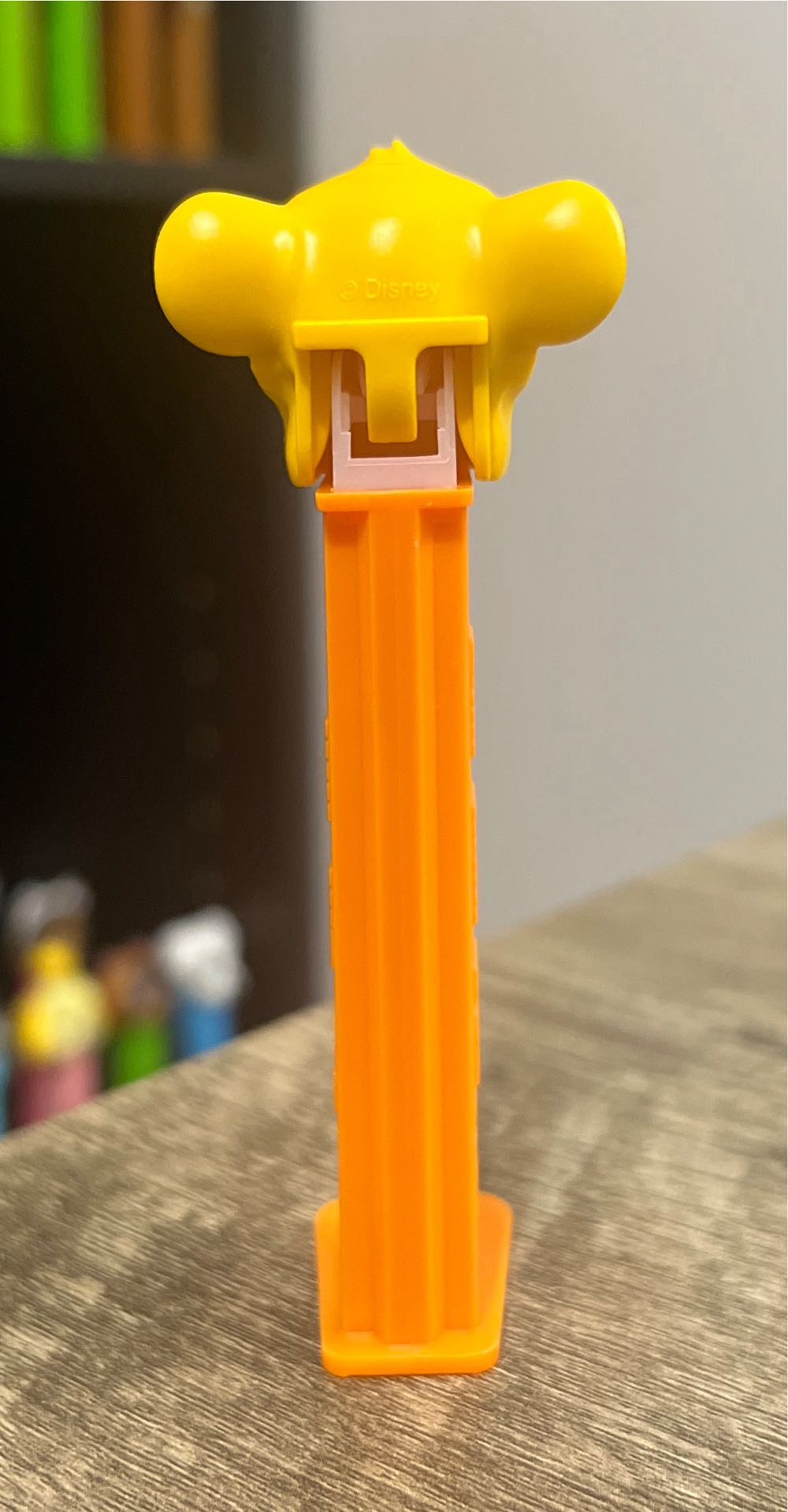 Simba B - Lion King pez collectible - Main Image 3
