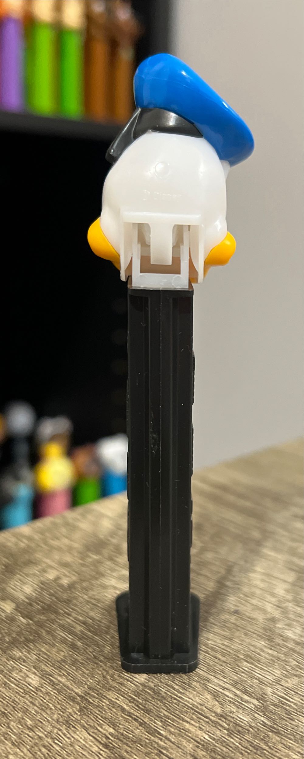 Donald Duck G - Disney - Extreme pez collectible - Main Image 3