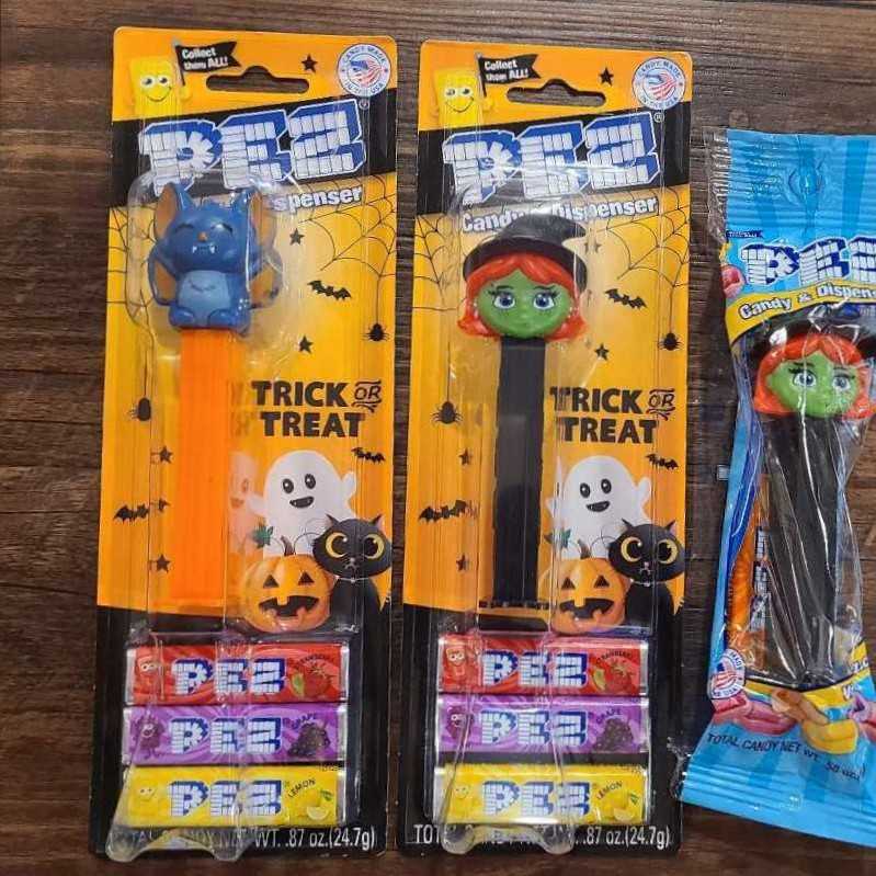 Halloween - Bat - Halloween pez collectible - Main Image 2