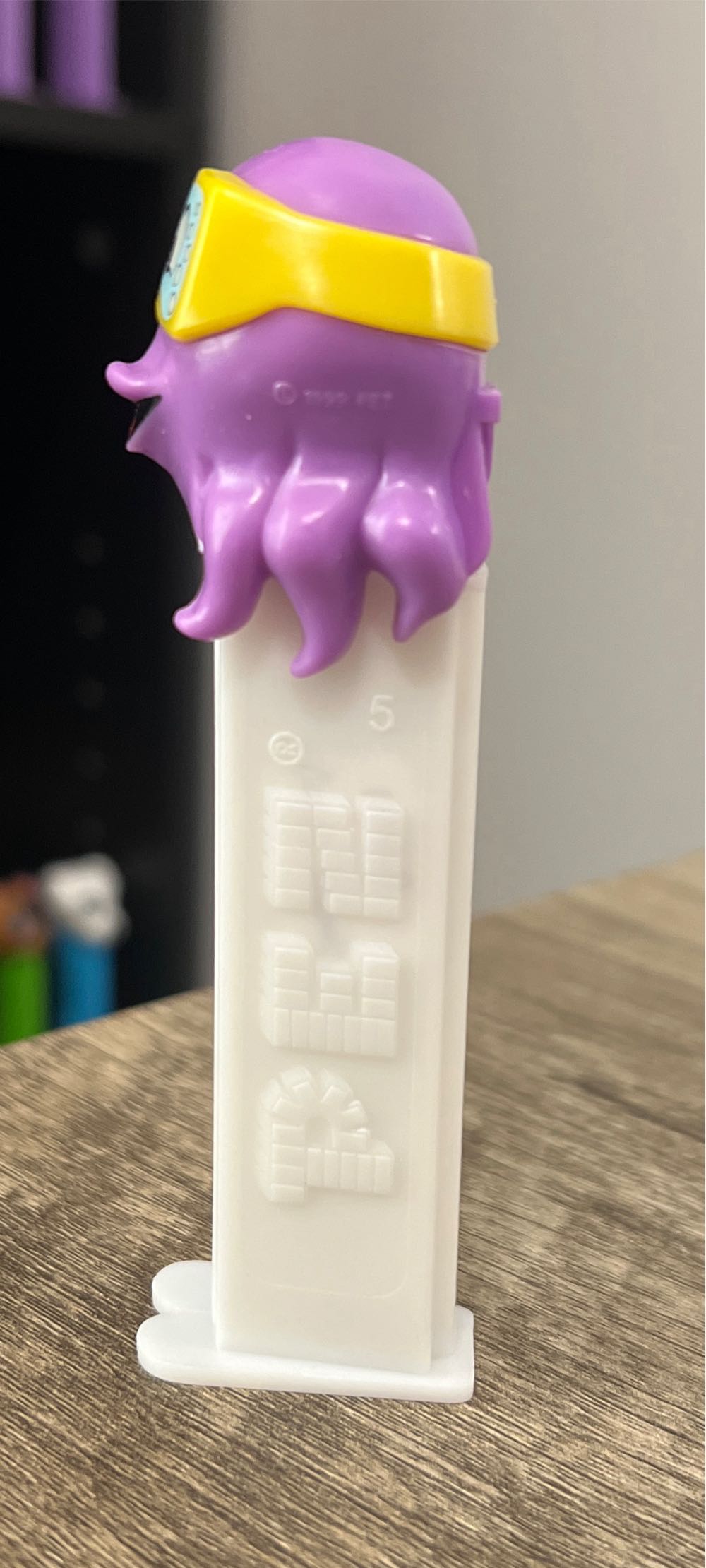 Octopus - Crazy Animals pez collectible - Main Image 4