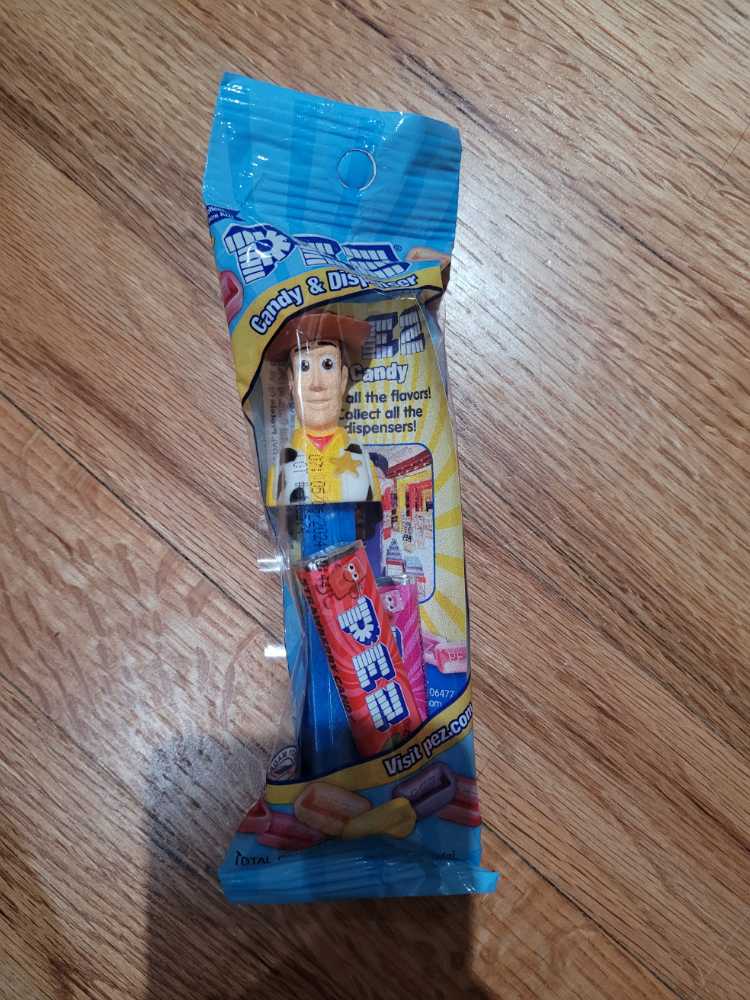 Toy Story - Woody - Disney pez collectible [Barcode 073621091092] - Main Image 3