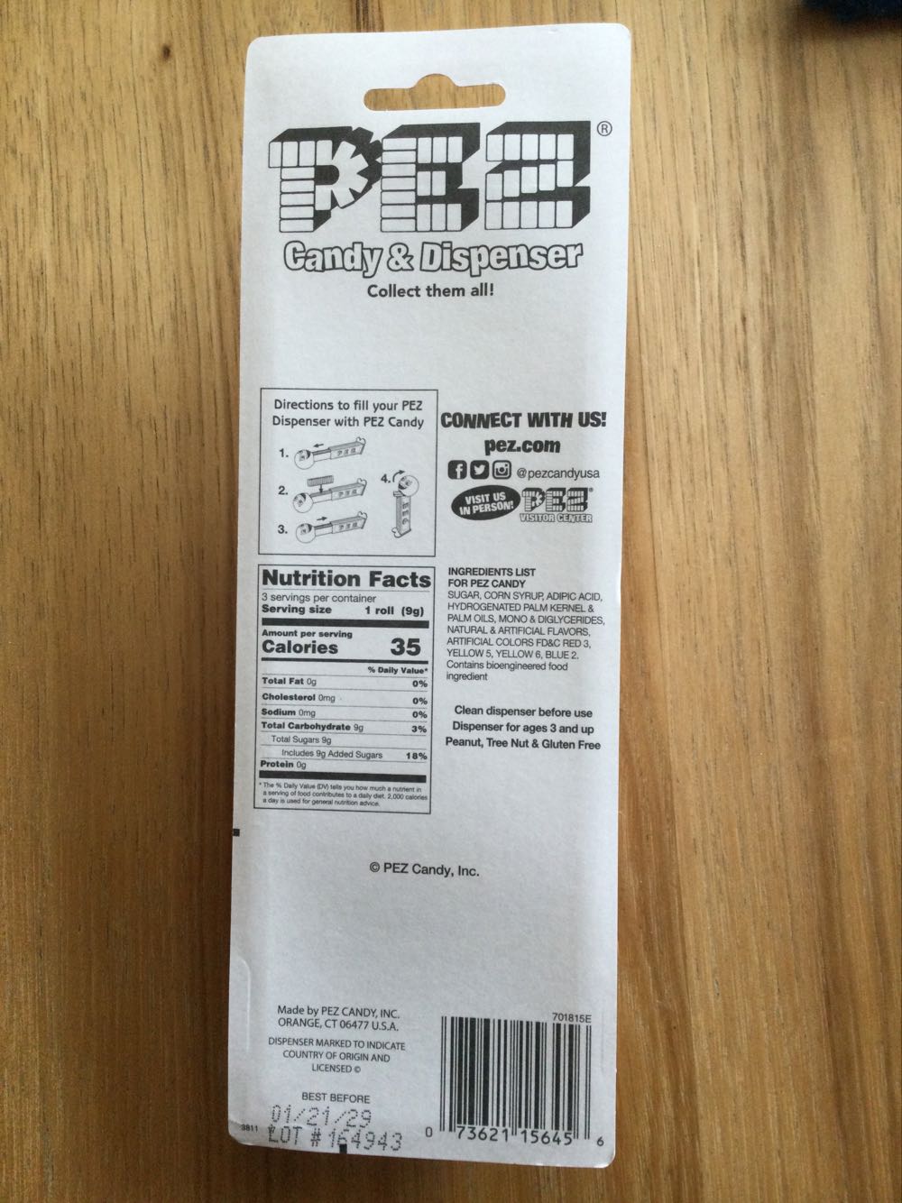 PEZ Presenter Girl - Orange - Limited Edition pez collectible [Barcode 073621156456] - Main Image 2