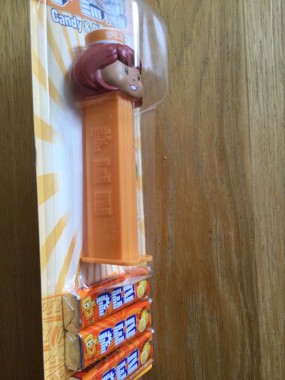 PEZ Presenter Girl - Orange - Limited Edition pez collectible [Barcode 073621156456] - Main Image 3